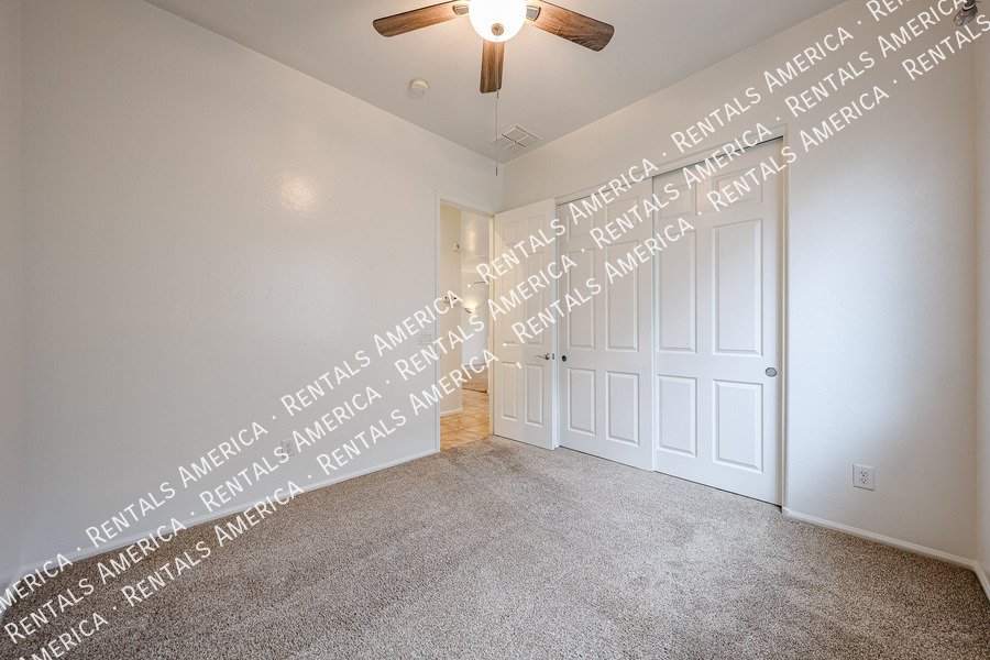 MI SPECIAL! Spacious 3BD 2BA  + Den Single Level Home in Seville1 property image