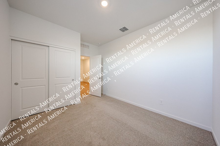 Brand New 4 Bedroom 2 bath in Surprise property image