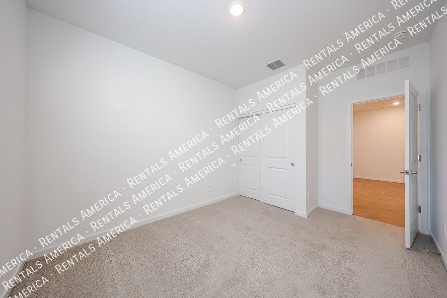 Brand New 4 Bedroom 2 bath in Surprise property image