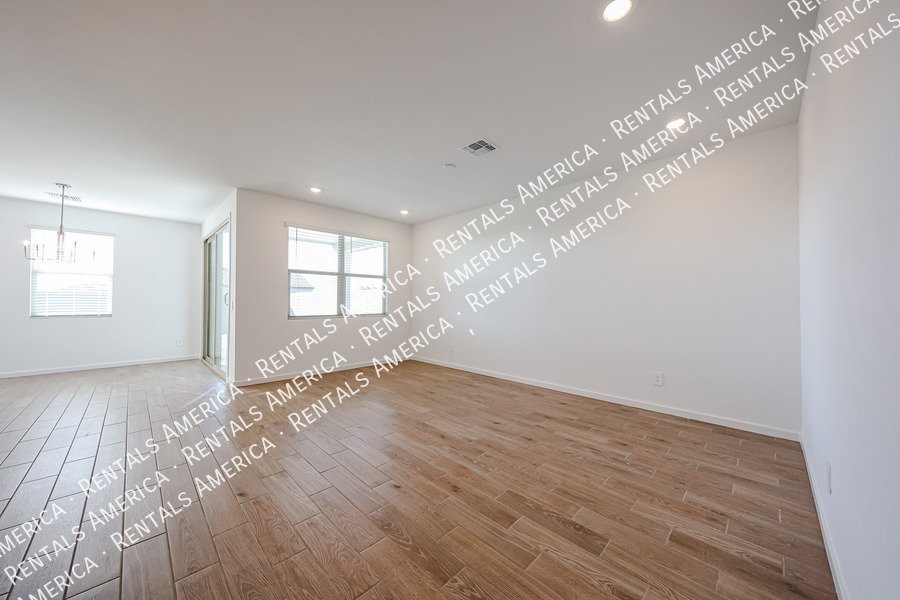 Brand New 4 Bedroom 2 bath in Surprise property image