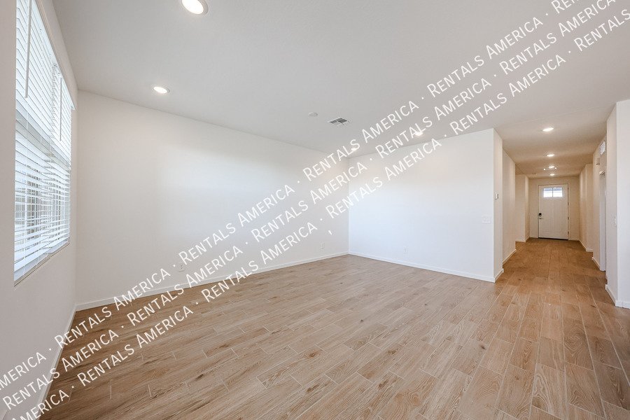 Brand New 4 Bedroom 2 bath in Surprise property image