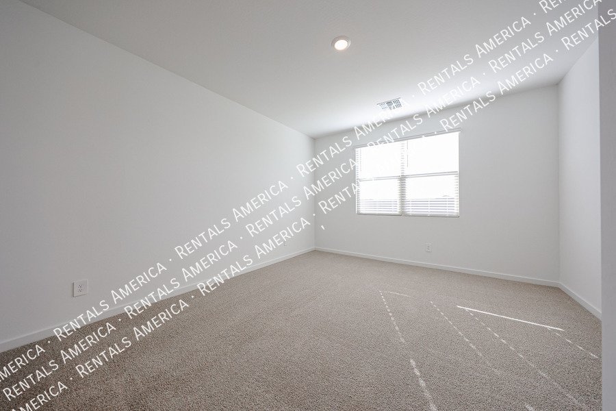 Brand New 4 Bedroom 2 bath in Surprise property image