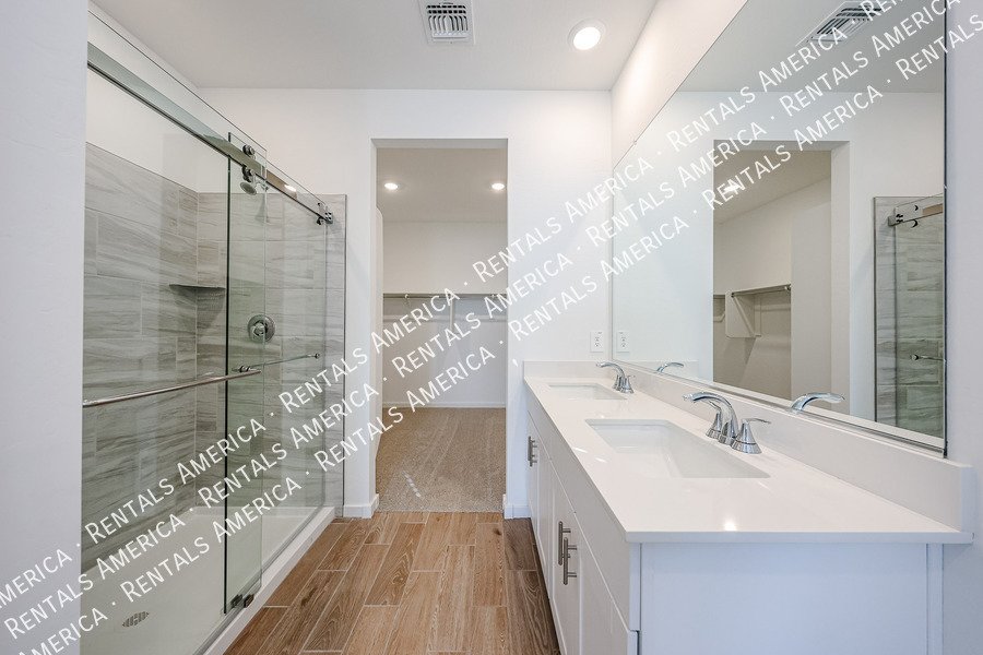 Brand New 4 Bedroom 2 bath in Surprise property image