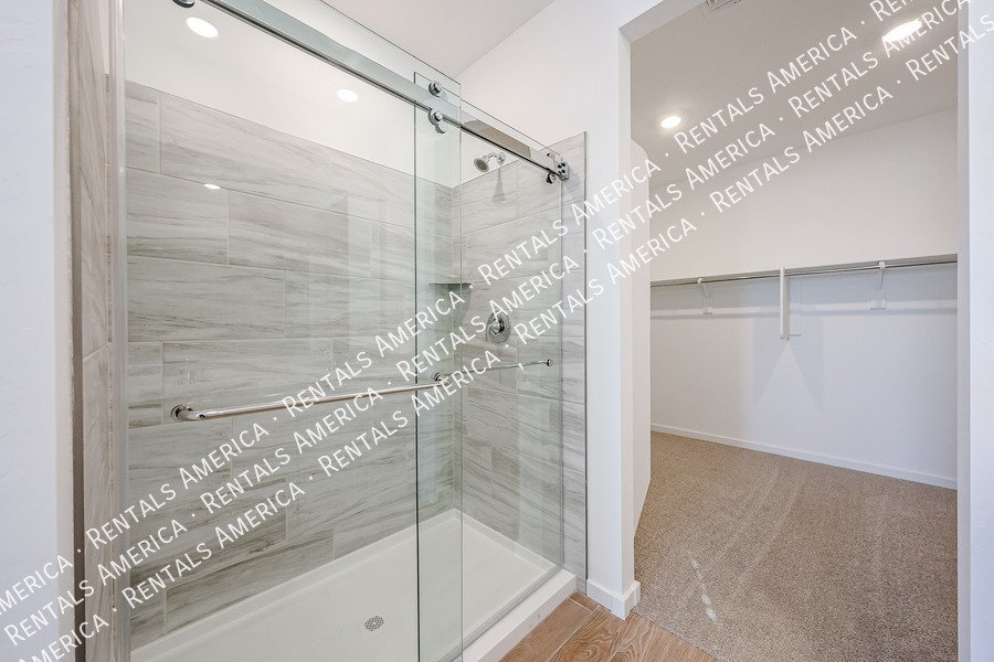 Brand New 4 Bedroom 2 bath in Surprise property image