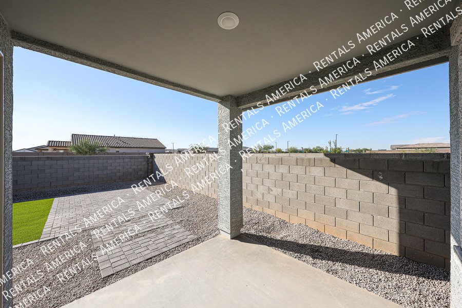 Brand New 4 Bedroom 2 bath in Surprise property image