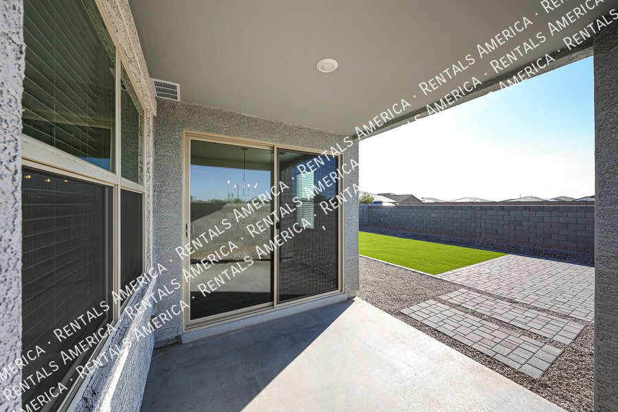 Brand New 4 Bedroom 2 bath in Surprise property image