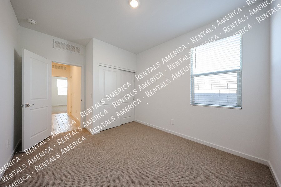 Brand New 4 Bedroom 2 bath in Surprise property image