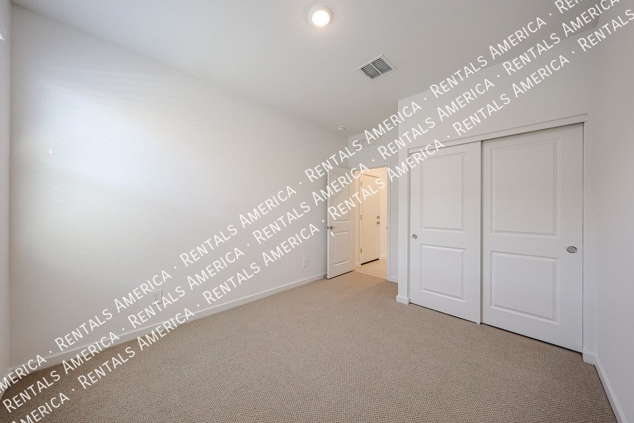 Brand New 4 Bedroom 2 bath in Surprise property image