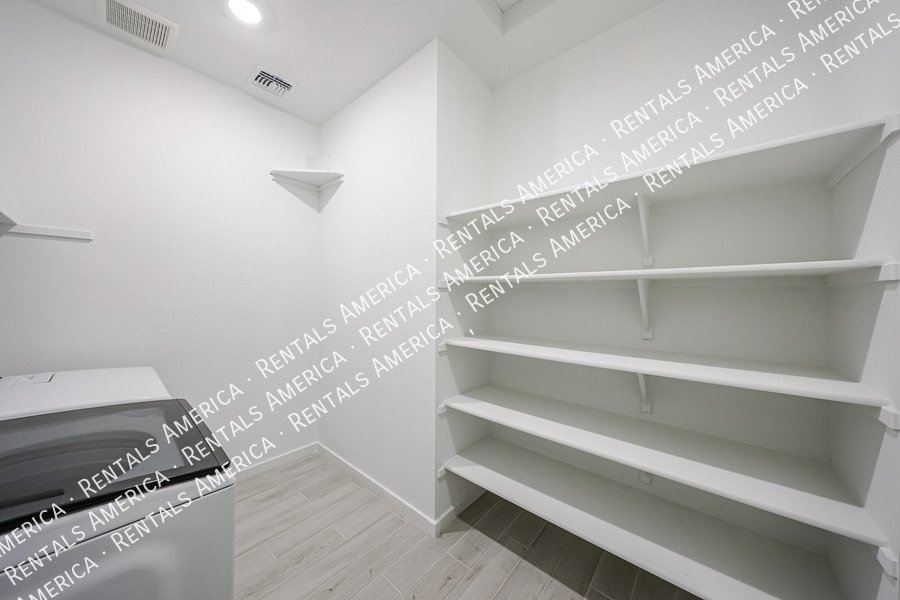 Brand New 4 Bedroom 2 bath in Surprise property image