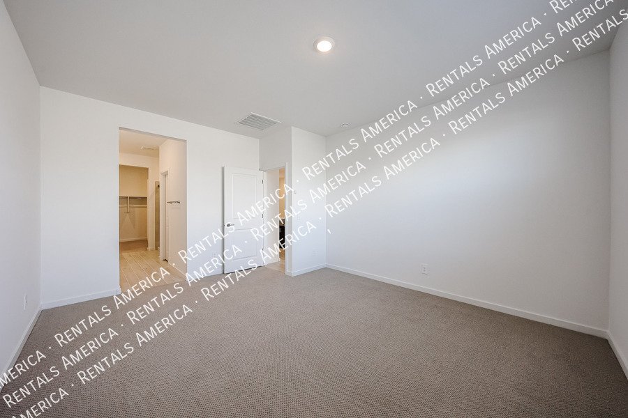 Brand New 4 Bedroom 2 bath in Surprise property image