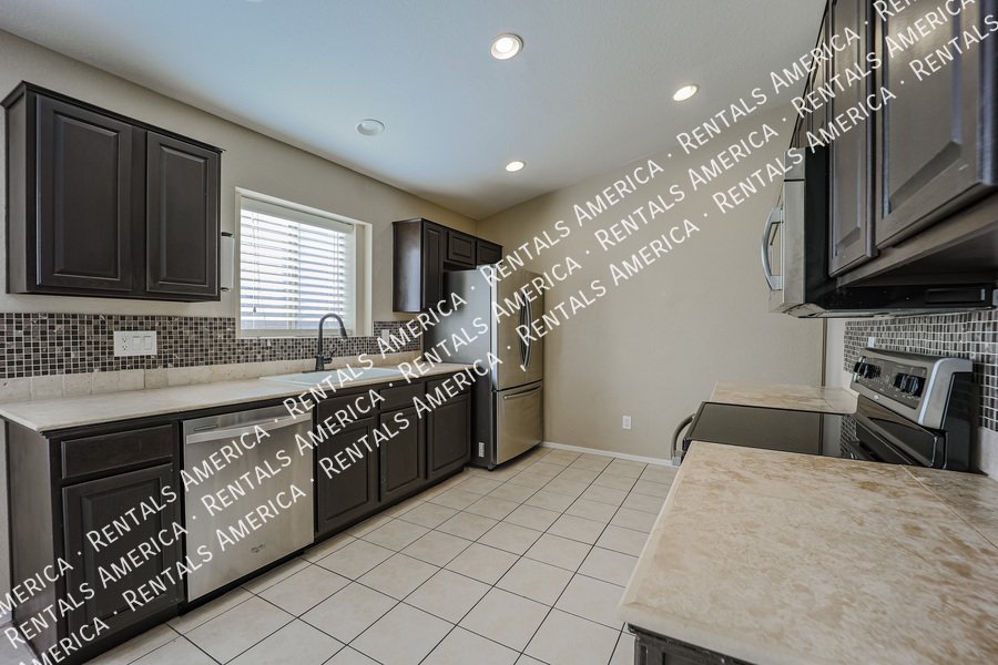 Great single level in Gilbert property image