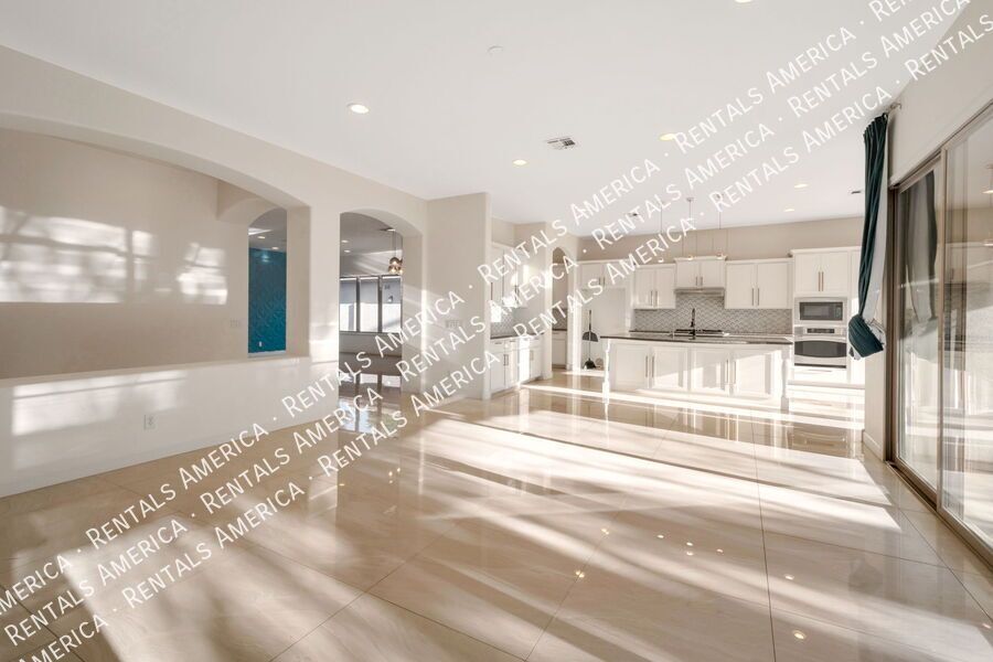 Beautiful Open & Bright 4 Bdrm & a Heated Pool in Power Ranch! property image