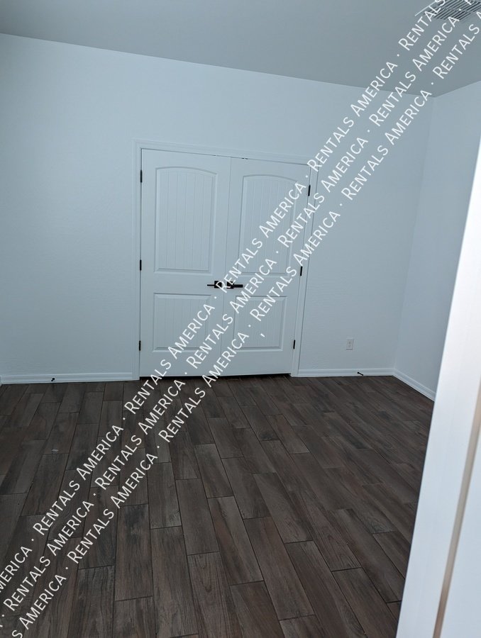 Move in Ready! & Special Offer! property image
