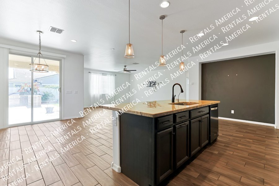 Move in Ready! & Special Offer! property image