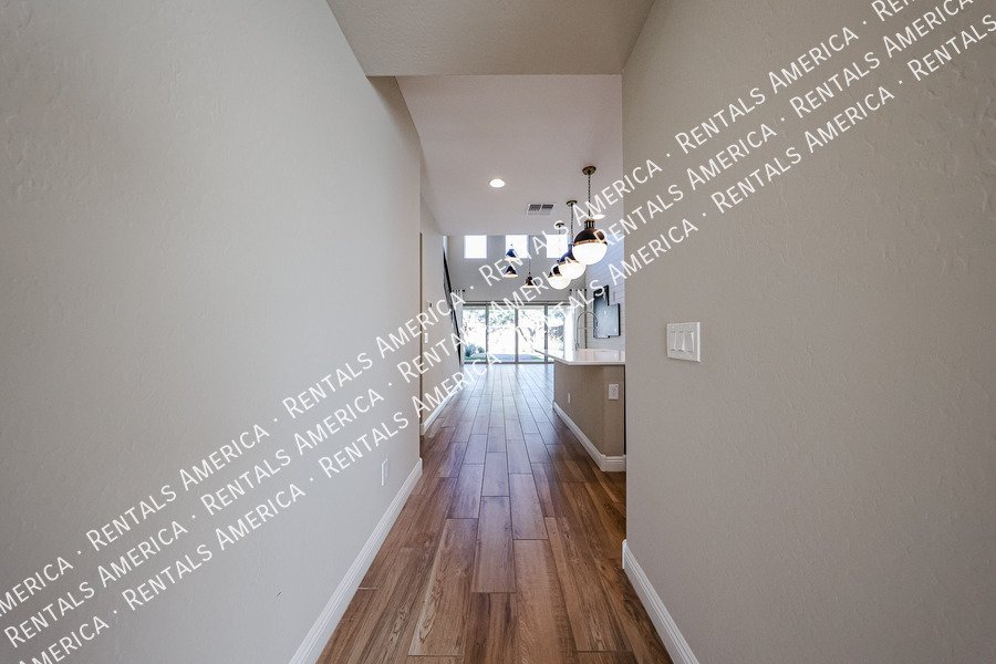 Beautiful Move in Ready! property image