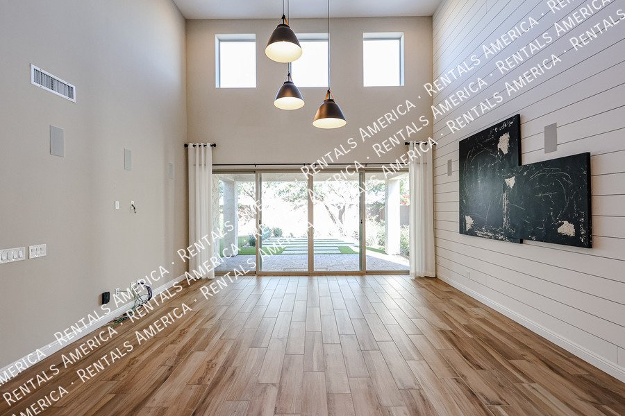 Beautiful Move in Ready! property image