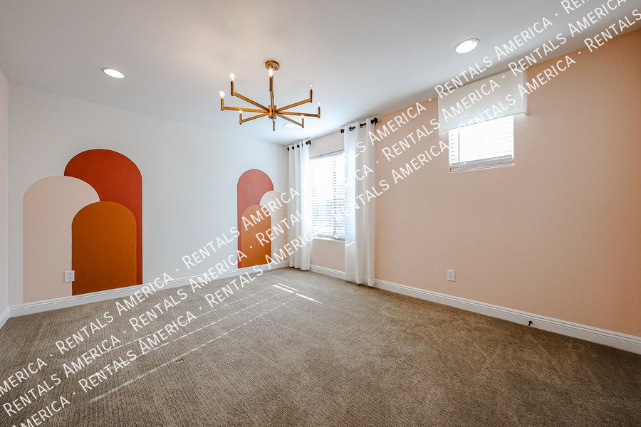 Beautiful Move in Ready! property image