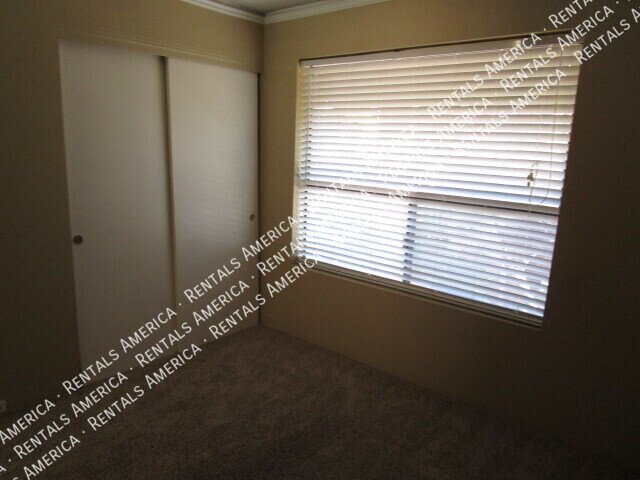 Charming 2 Bedroom Townhome In Pointe Tapatio!!! property image