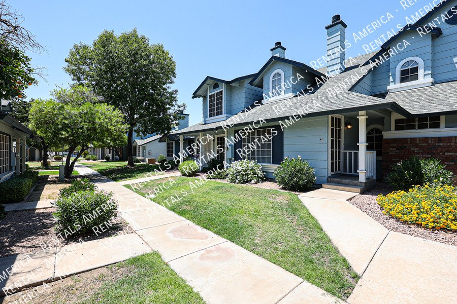 Newly Upgraded 3 Bd, 2.5 Ba Castle Rock Townhome property image