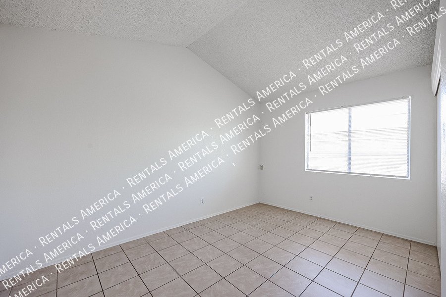 Newly Upgraded 3 Bd, 2.5 Ba Castle Rock Townhome property image