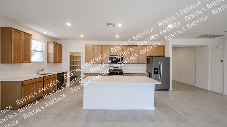 $500 off first Months Rent-Brand New Home The Reserves at Desert Oasis property image