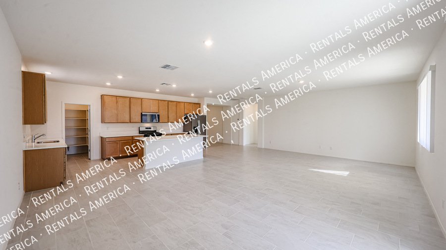 $500 off first Months Rent-Brand New Home The Reserves at Desert Oasis property image