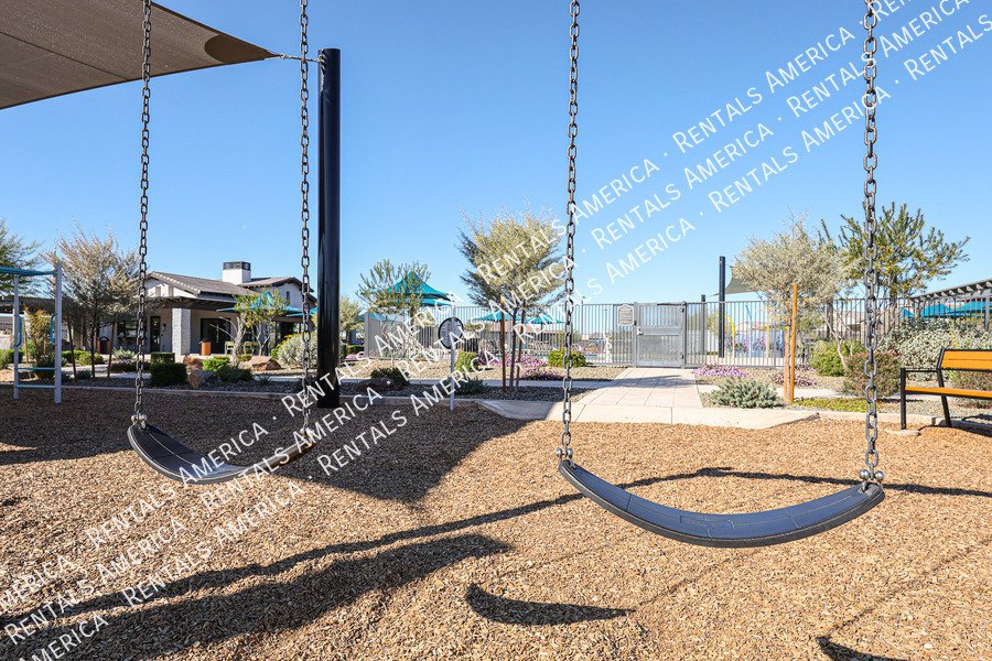 Brand New 4 Bedroom 2 bath in Surprise property image