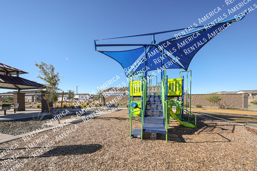 Brand New 4 Bedroom 2 bath in Surprise property image