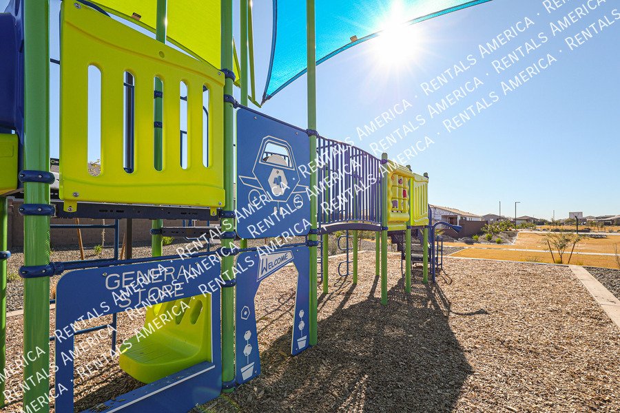 Brand New 4 Bedroom 2 bath in Surprise property image