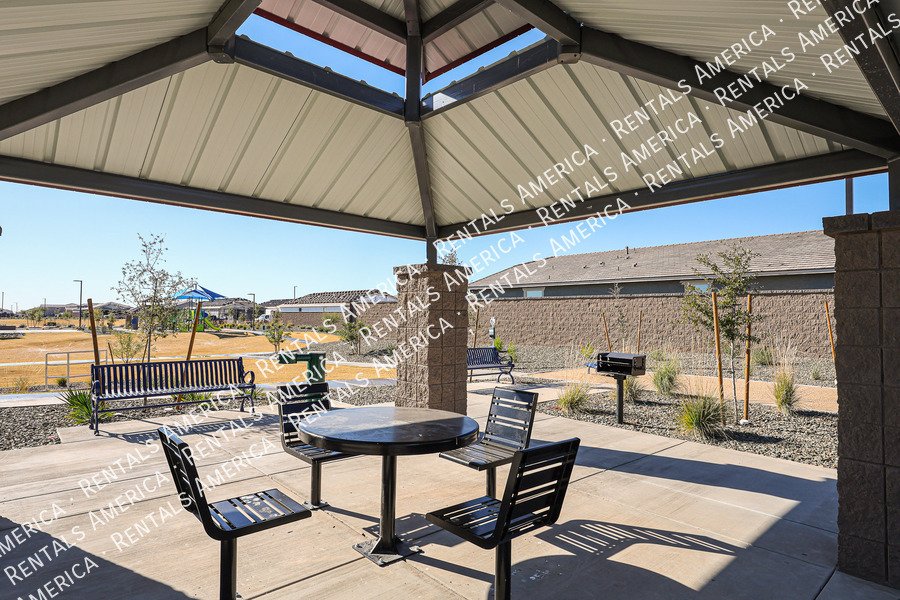 Brand New 4 Bedroom 2 bath in Surprise property image