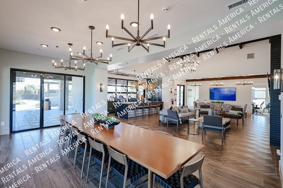 Brand New 4 Bedroom 2 bath in Surprise property image