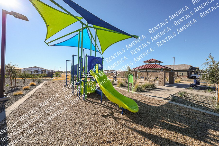 Brand New 4 Bedroom 2 bath in Surprise property image