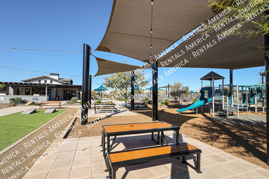 Brand New 4 Bedroom 2 bath in Surprise property image