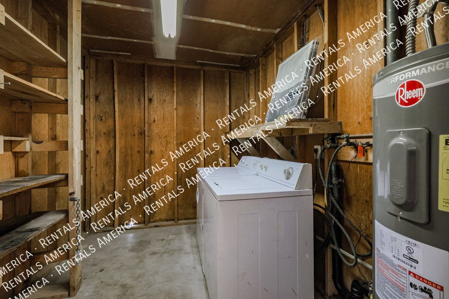 Coming Soon! 3 bed 2 bath Nice Yard Tempe property image