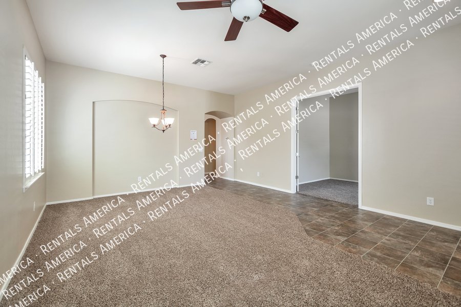 LARGE MOVE IN SPECIAL property image