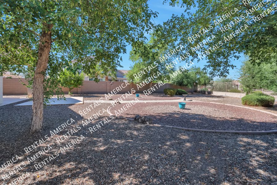 LARGE MOVE IN SPECIAL property image