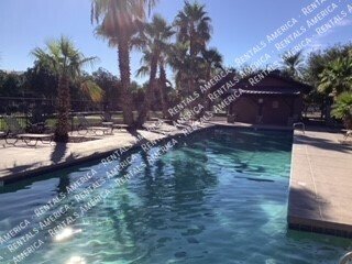 LARGE MOVE IN SPECIAL property image