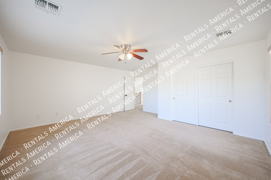 $500 off 1st Months Rent. 5 bedroom 2.5 Home In Greer Ranch South property image