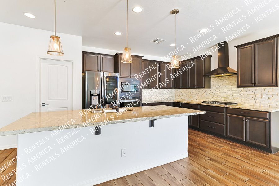 Move in Ready! & Special Offer! property image