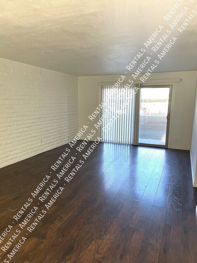 Wonderful One bedroom Condo near Old Town! property image