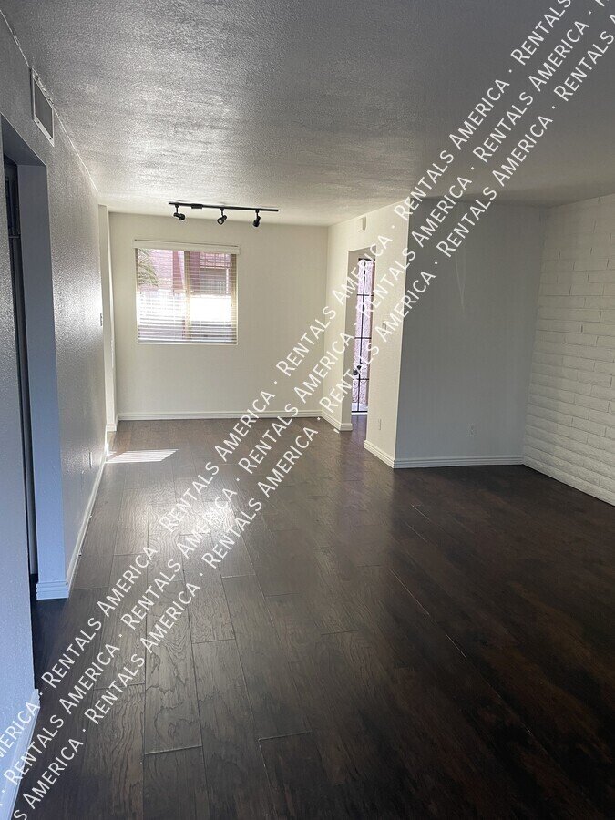 Wonderful One bedroom Condo near Old Town! property image