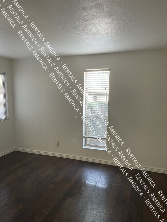 Wonderful One bedroom Condo near Old Town! property image