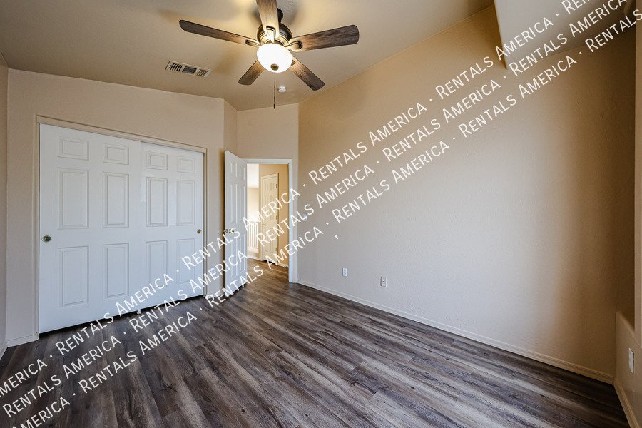 Move In Special! 3 Bed 2.5 Bath Gated Community Amenities! property image