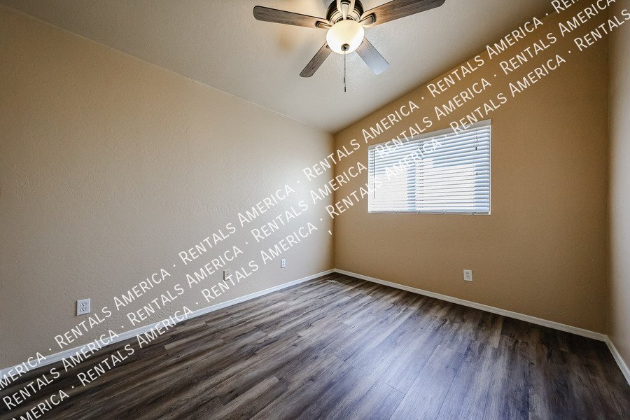 Move In Special! 3 Bed 2.5 Bath Gated Community Amenities! property image