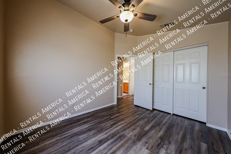 Move In Special! 3 Bed 2.5 Bath Gated Community Amenities! property image