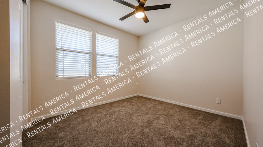 Beautiful 3-Bedroom Home in Verrado?s Heritage District property image