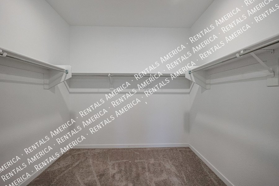 Available! 4 Bedroom 2 bath in Maricopa property image