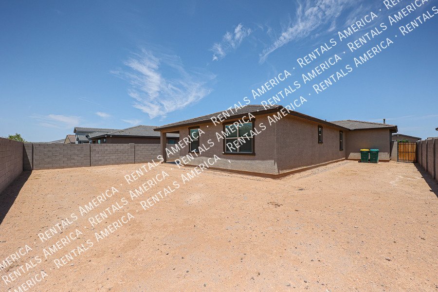 Available! 4 Bedroom 2 bath in Maricopa property image