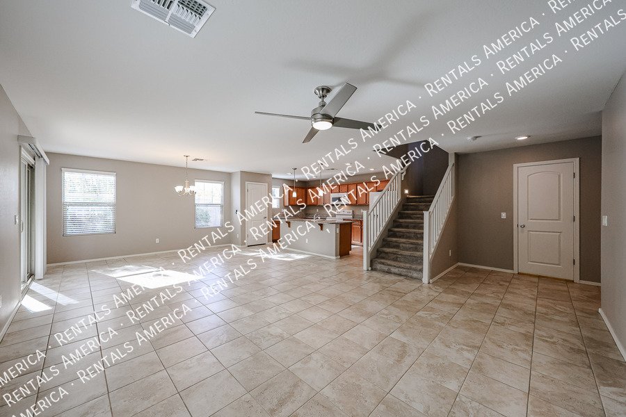 you wont want to miss out on this 3 bed/2.5 Bath home in Chandler! property image