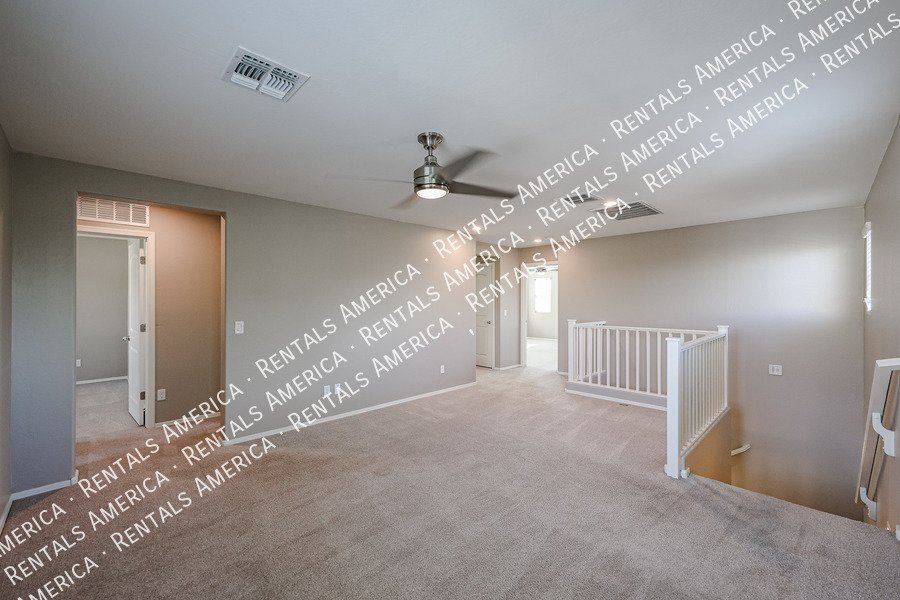 you wont want to miss out on this 3 bed/2.5 Bath home in Chandler! property image